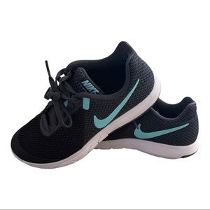 Nike Flex Experience Shoes Size 6